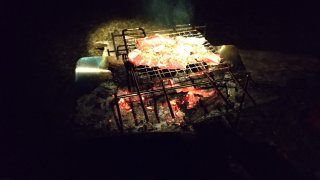 中華製　焚火台