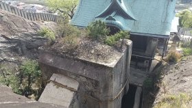 生石神社　石の宝殿