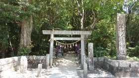 花の窟神社