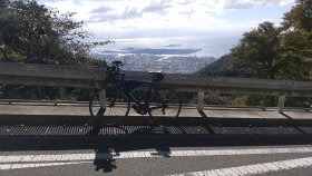 六甲山より　六甲アイランドを望む