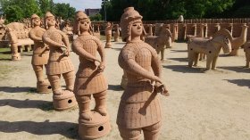 今城塚古墳公園