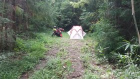 日田の林道にて泊