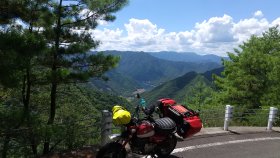 多々良木ダム方面を望む　眺望百里