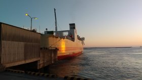 南海フェリー和歌山港