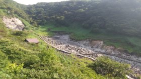 那須高原　殺生石　那須温泉神社より