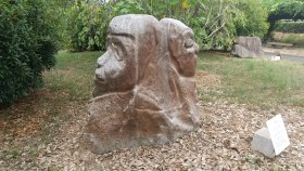 飛鳥資料館　石像レプリカ