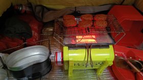 はじめはさつま揚げの炙り焼で一杯